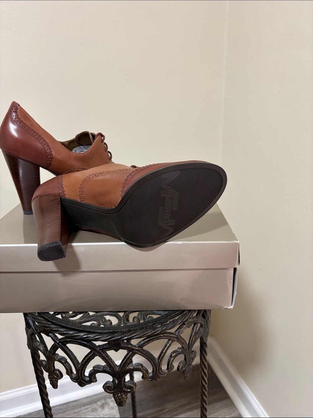 Marc Fisher Leather Lace-Up Oxford Heels in Cognac - Picture 5 of 6